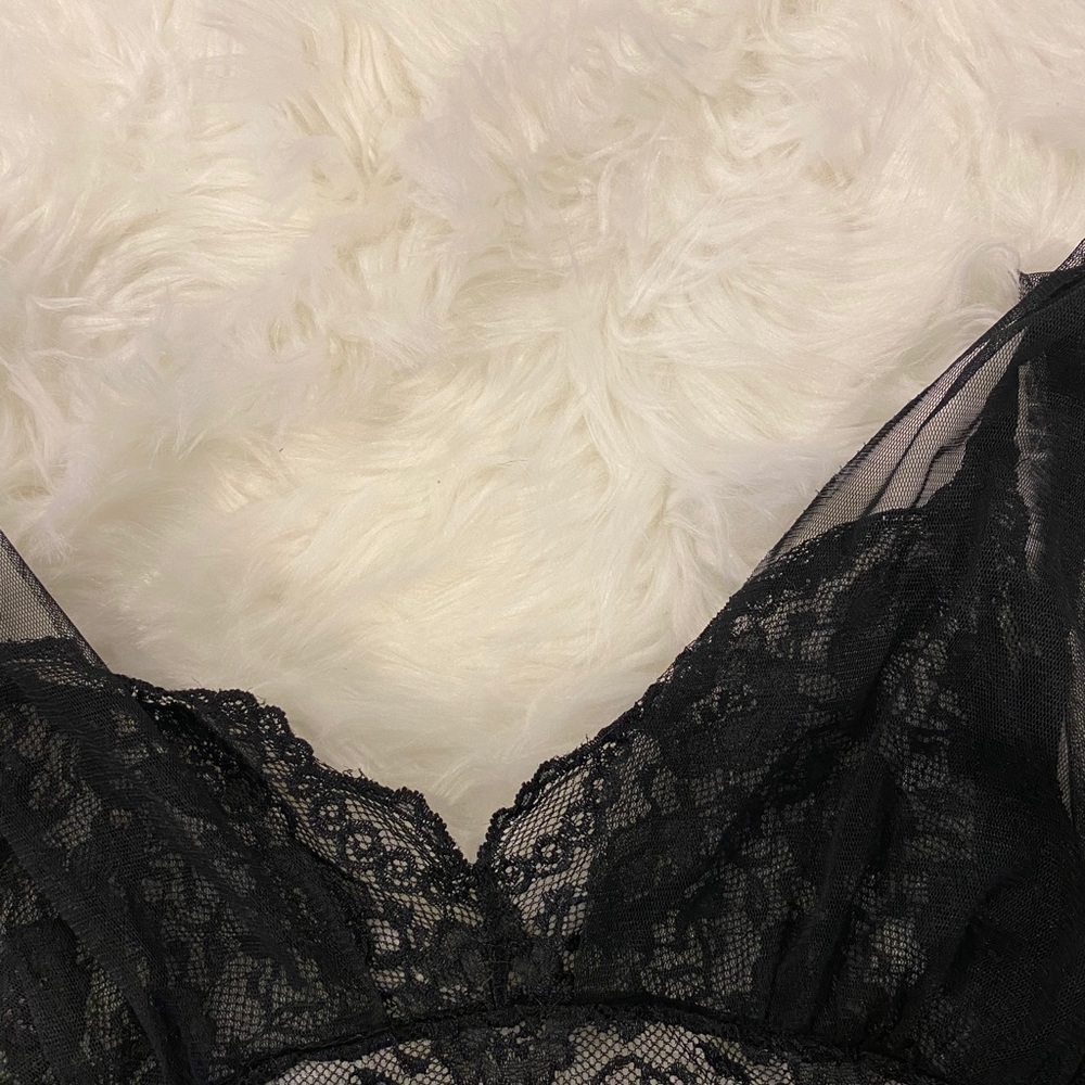 NWOT Black Lacey Lingerie w/ Bow On Back Keyhole - Picture 9 of 12